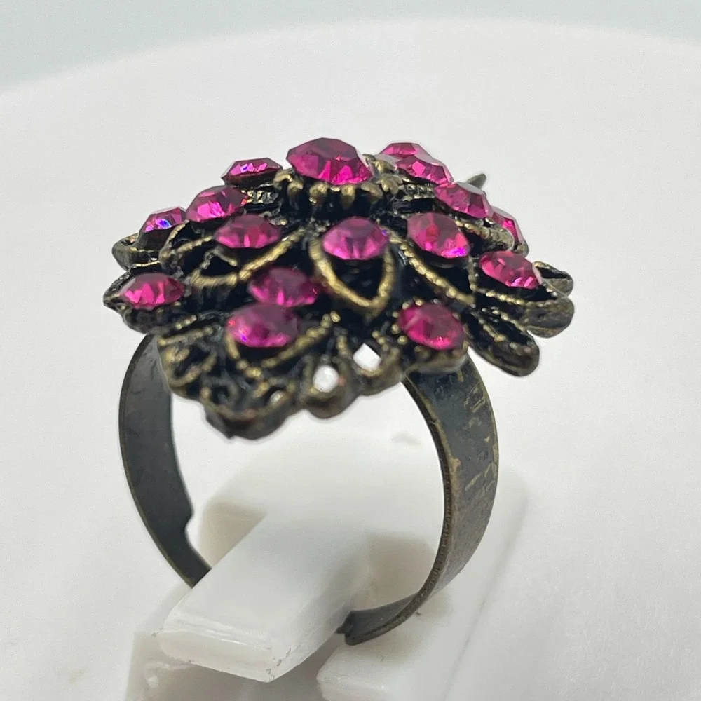 Vintage Retro Hot Pink Rhinestone Statement Ring Antique Gold Tone Cocktail